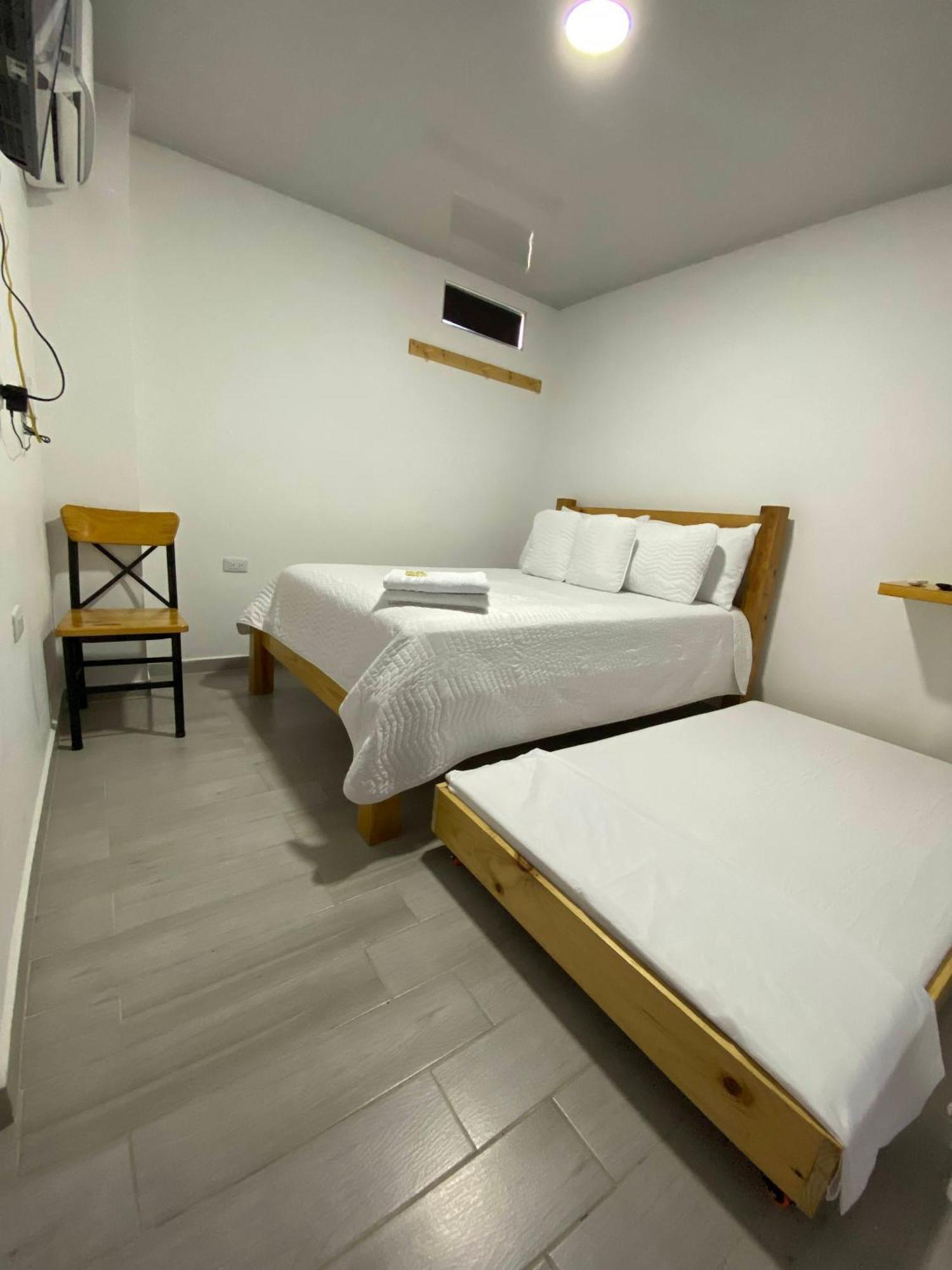 Hotel Alameda Plaza Cali Extérieur photo