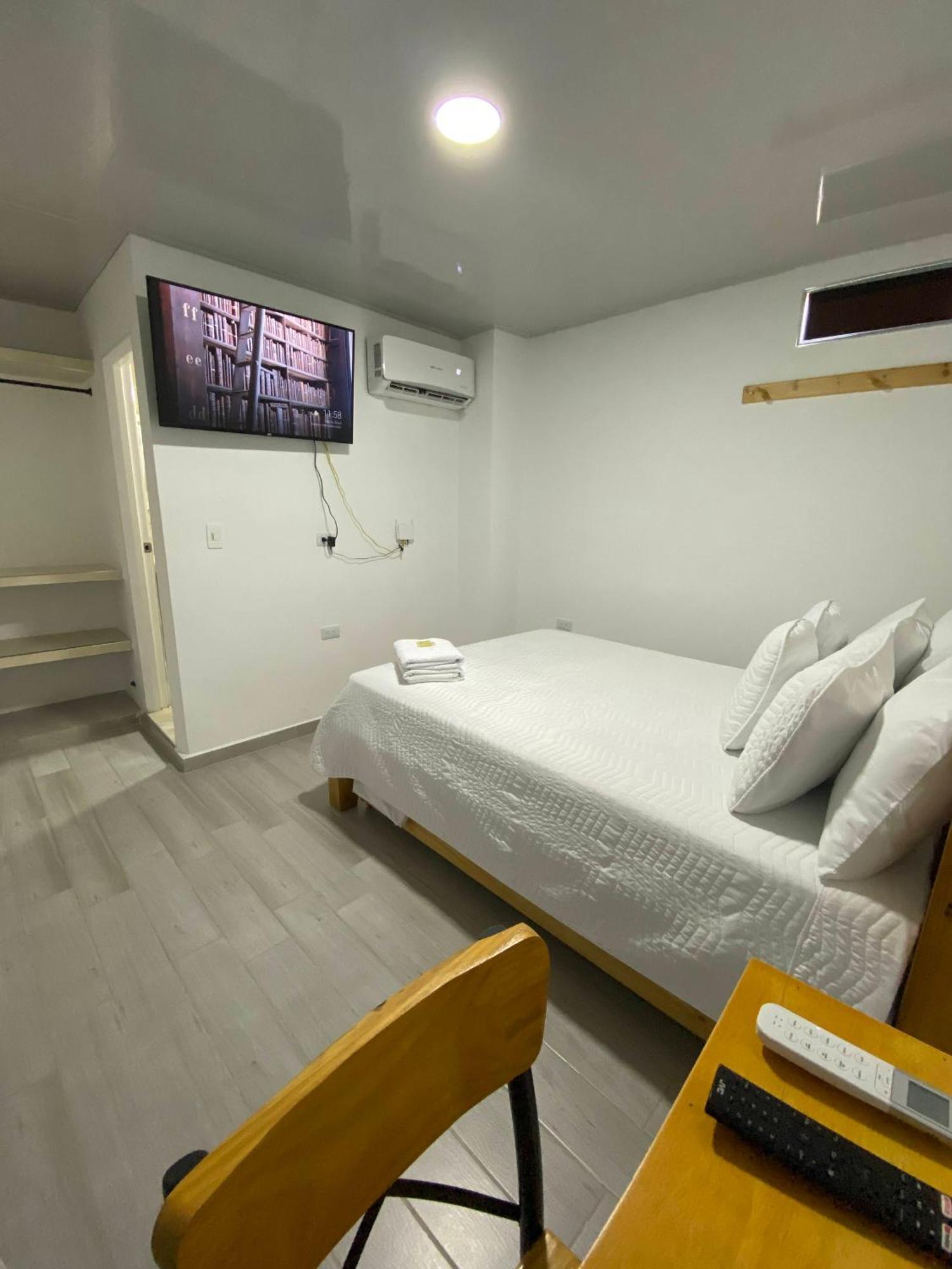 Hotel Alameda Plaza Cali Extérieur photo